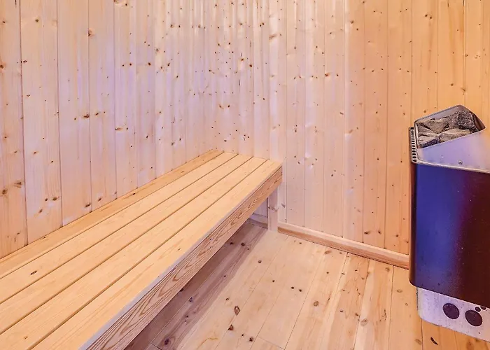 Three-bedroom In Sydals