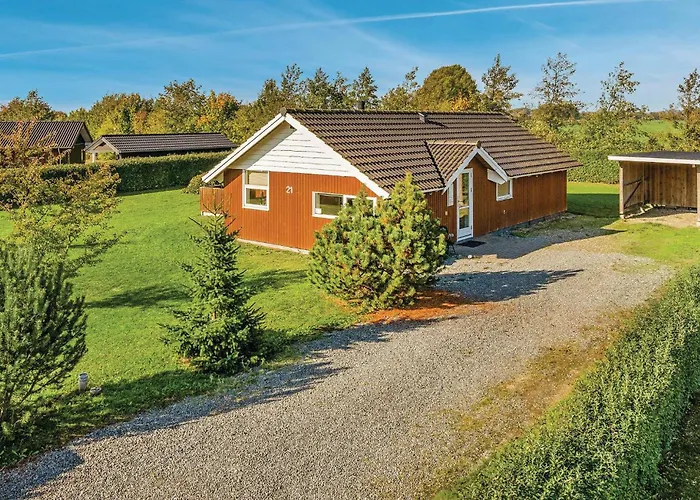 Three-bedroom In Sydals