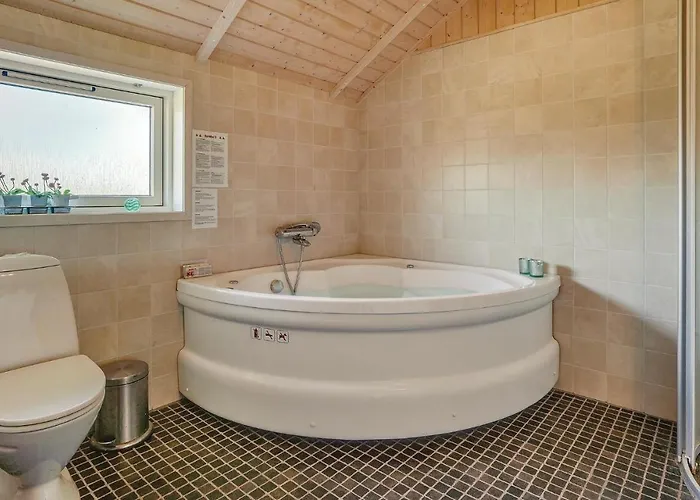 Three-bedroom In Sydals